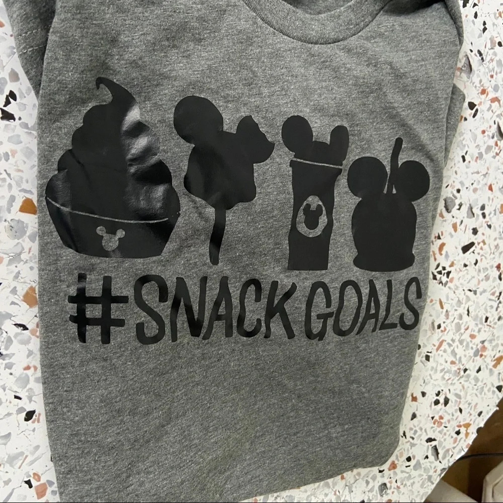Disney Snack Goals Graphic Tee Small Gray Dole Whip Mickey World Disneyland - Picture 4 of 12